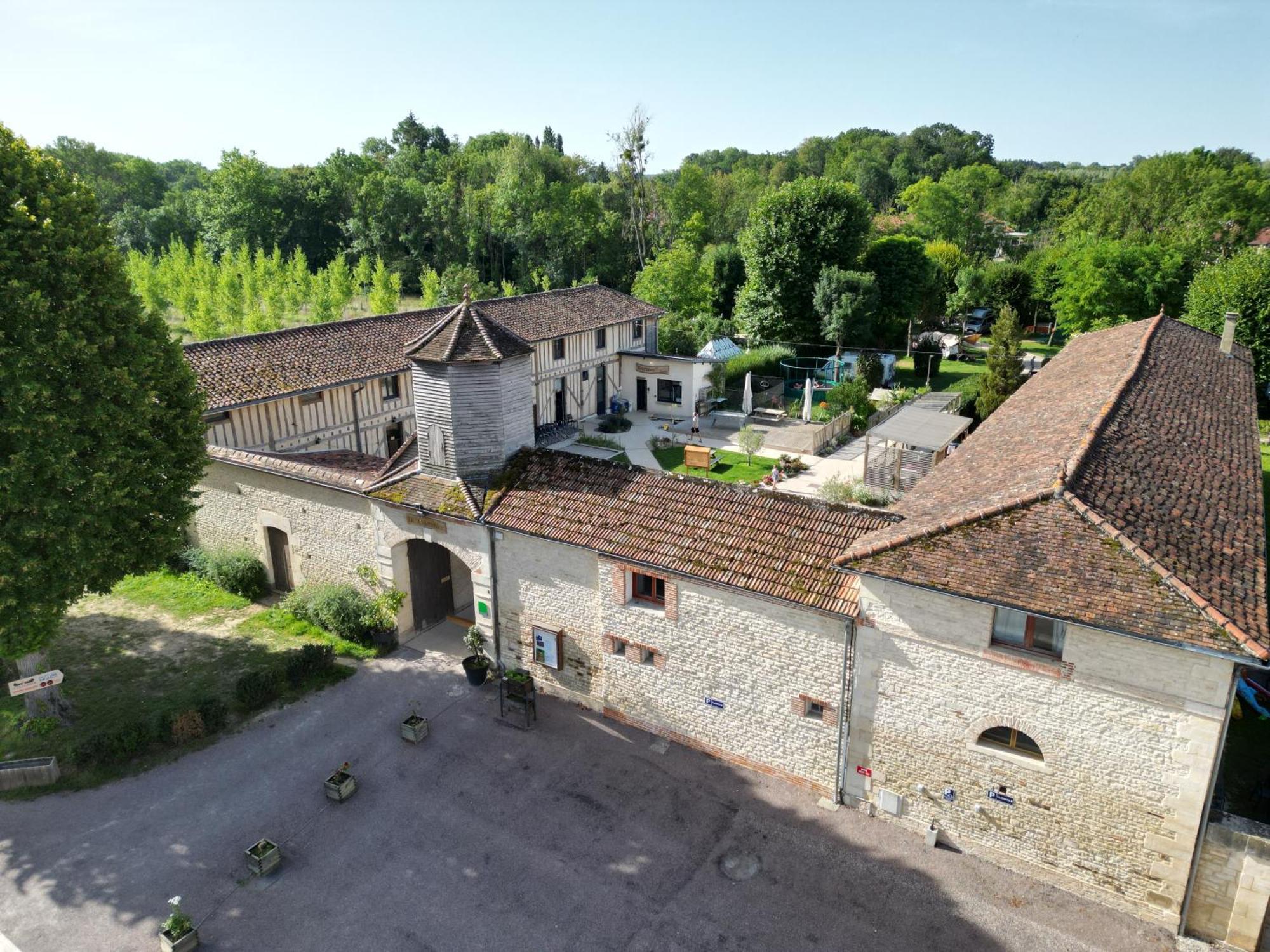 Domaine Le Colombier Acomodação com café da manhã Dienville Exterior foto